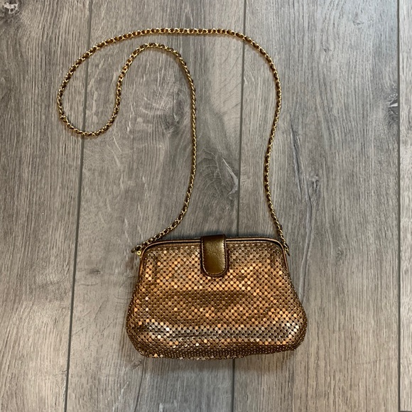 Vintage Handbags - Vintage Rose Gold Mesh Metal Purse